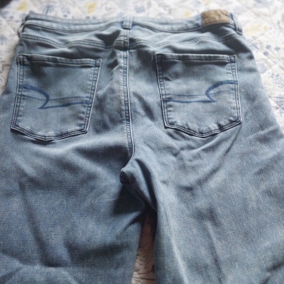Ladies American Eagle jeans 16 reg - Picture 8 of 8